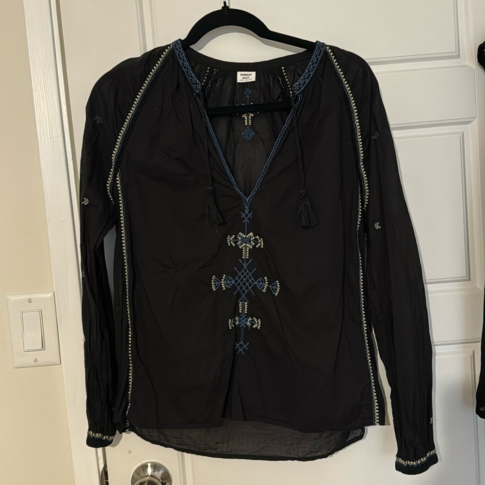 Sunday best linen top with detail